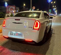 کرایسلەر 300